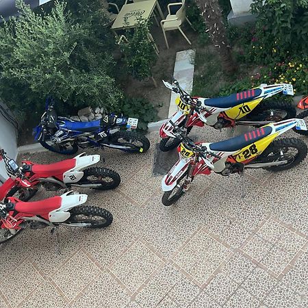 Las Palmas Guesthouse Szkodra Zewnętrze zdjęcie